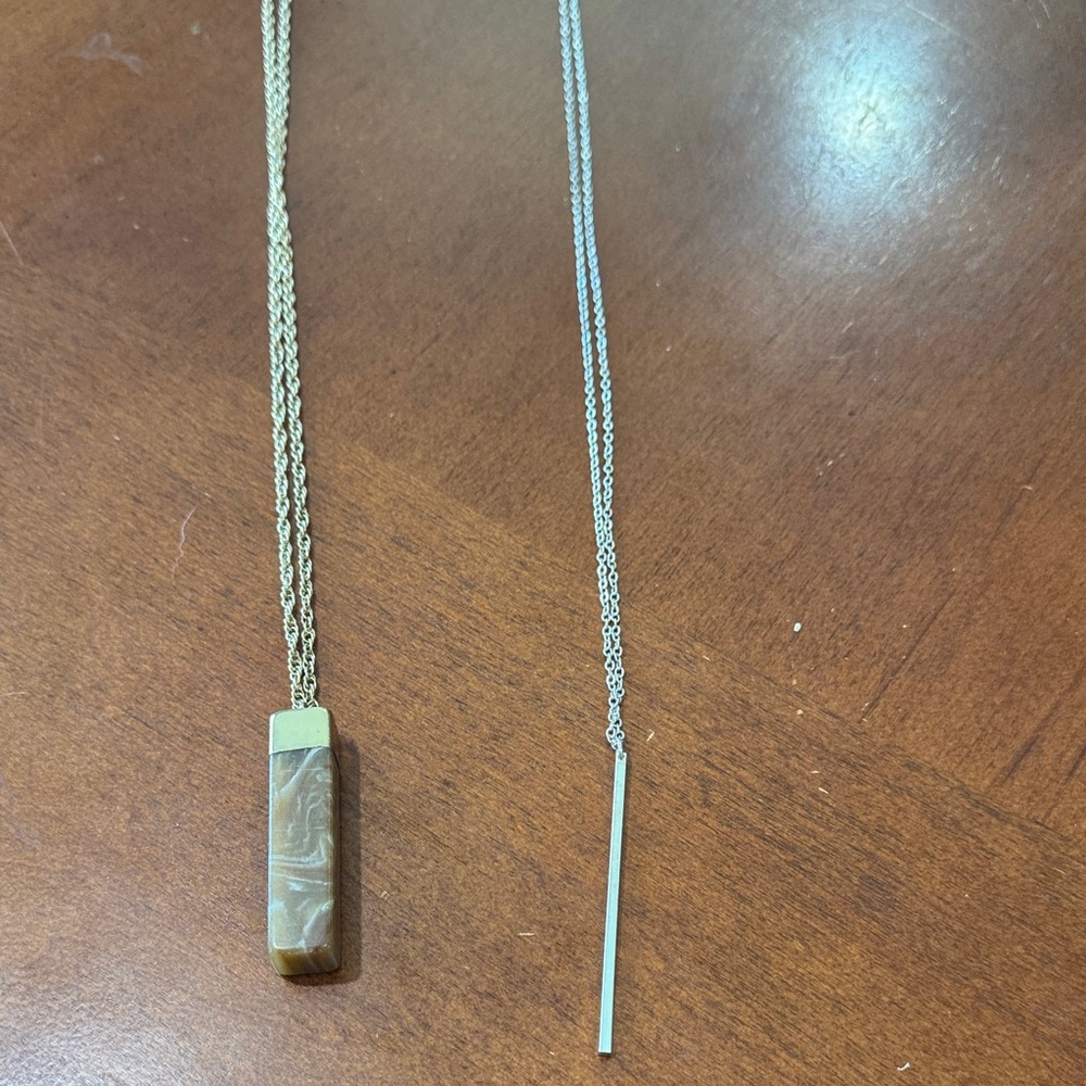 Chic Gold and Silver Bar Pendant Necklace